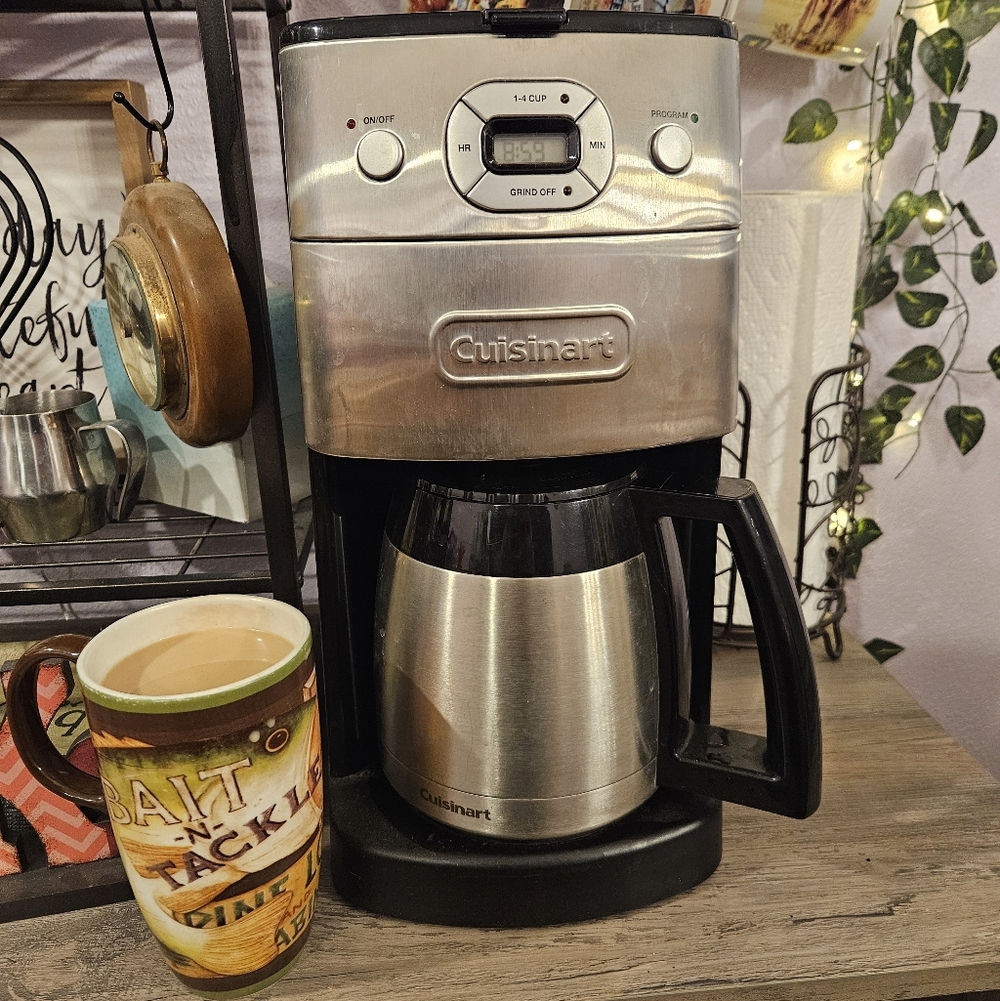 Cuisinart Thermal Grind and Brew Programmable Black and Stainless Coffee Maker